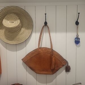 Patricia Nash Tan camel dome tote leather EUC trope tote shoulder bag